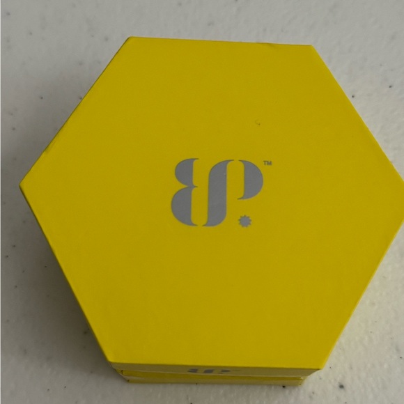 Bomb Party OG Earrings - Picture 3 of 3